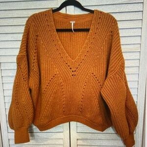 Free People Chunky V-Neck Sweater in Mustard